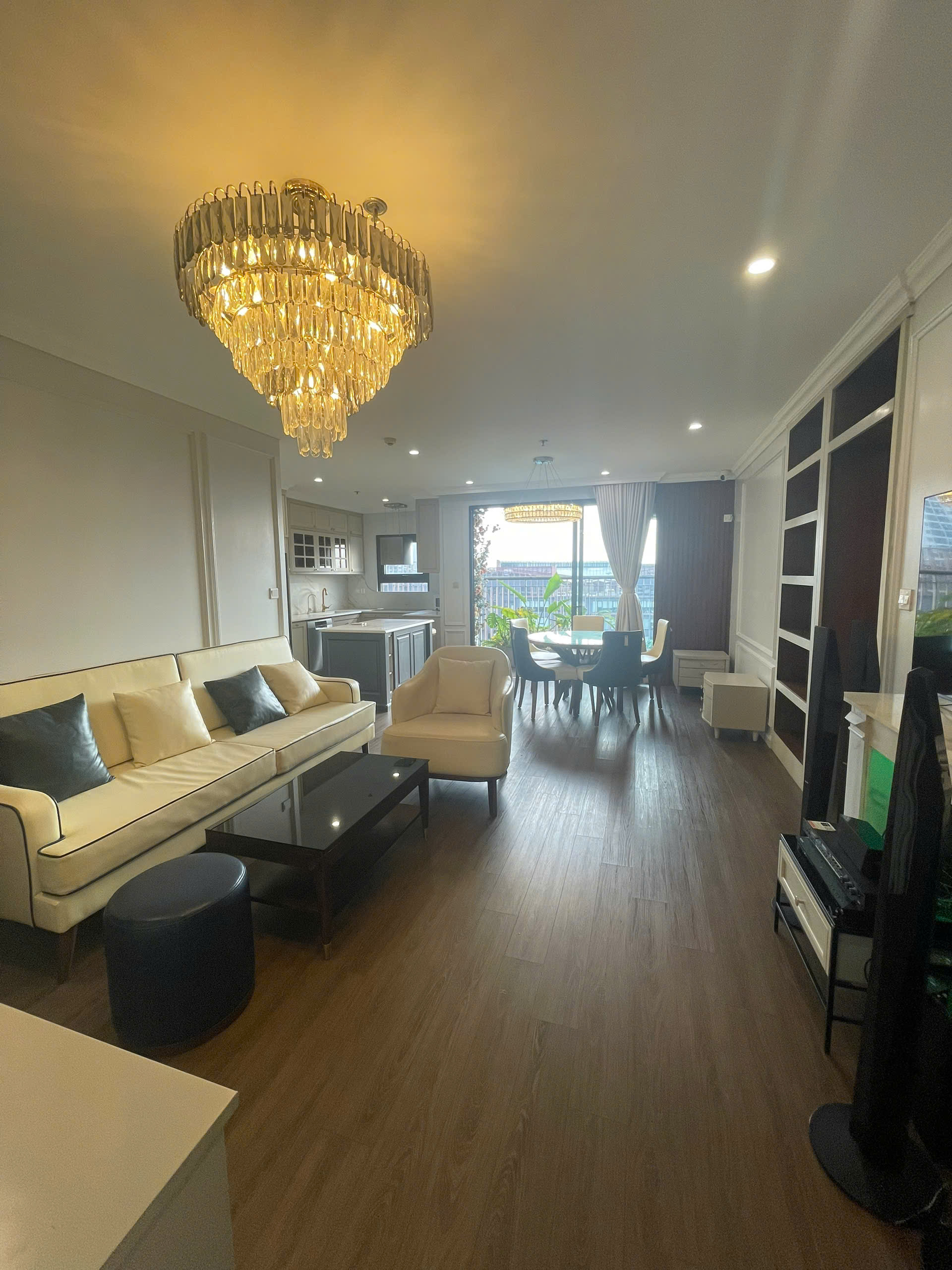 3 ngủ 98m2 full nội thất view bể bơi, Brighton siêu đẹp giá 5.36 tỷ